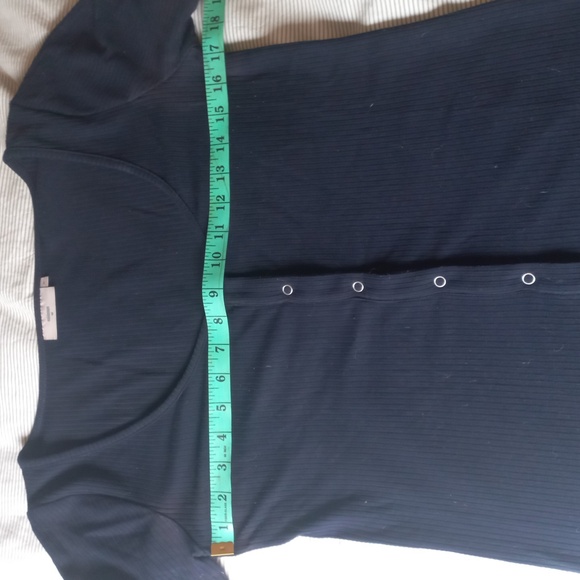 Navy Ribbed Stretchy Snap Button Top - Picture 3 of 5